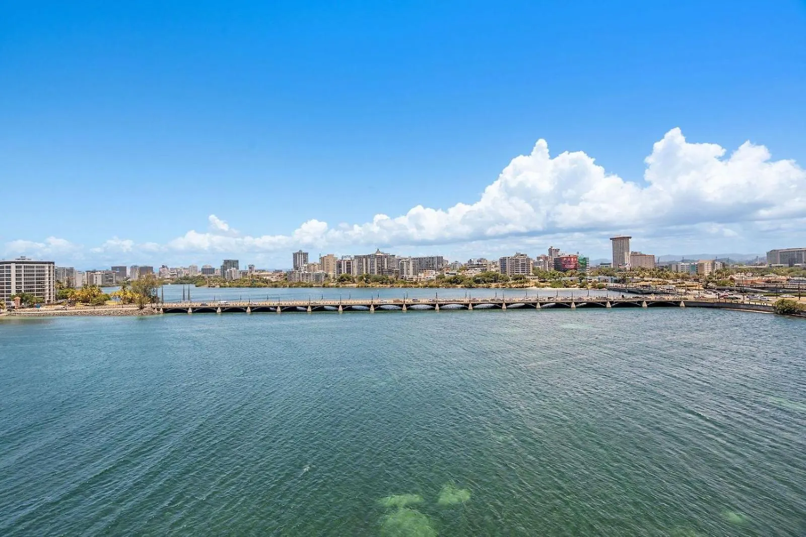 Ocean Breeze Studio With Lagoon View - 4 Guests San Juan 0*,